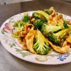 Best Chicken w. Broccoli in Columbia, PA